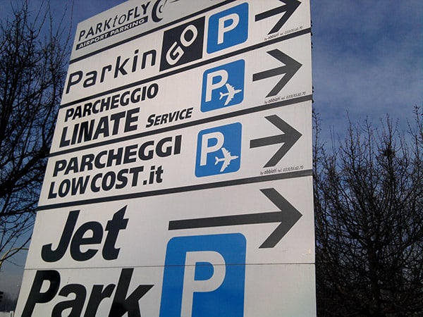 insegna-parcheggi